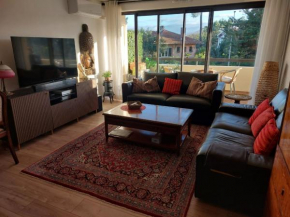 Appartement avec balcon au pied du port